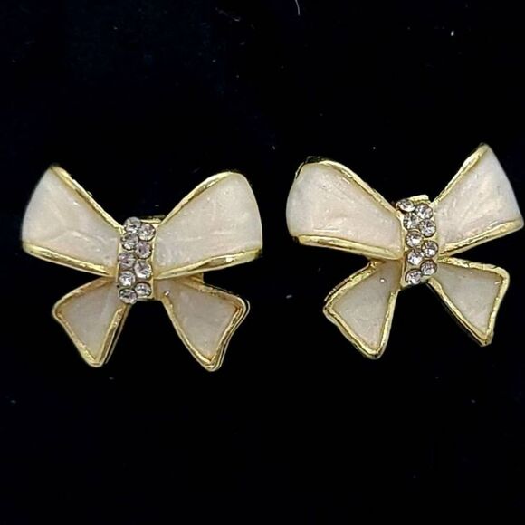 Ivory & Gold Bowtie Ribbon Earrings On Trend Bow Tie Shaped Bowknot Studs - Picture 7 of 7
